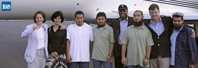 June 11 2009 Uighurs arrive in Bermuda
