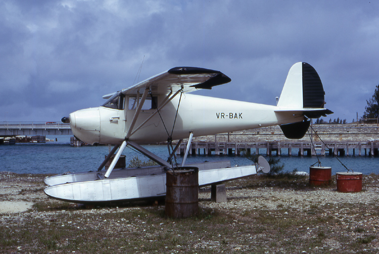 Luscombe VR-BAK in Bermuda