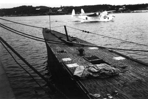 U505 in Bermuda, under guard